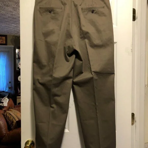 Brooks brothers men's green 100%cotton Chino casual pants size: 38/30